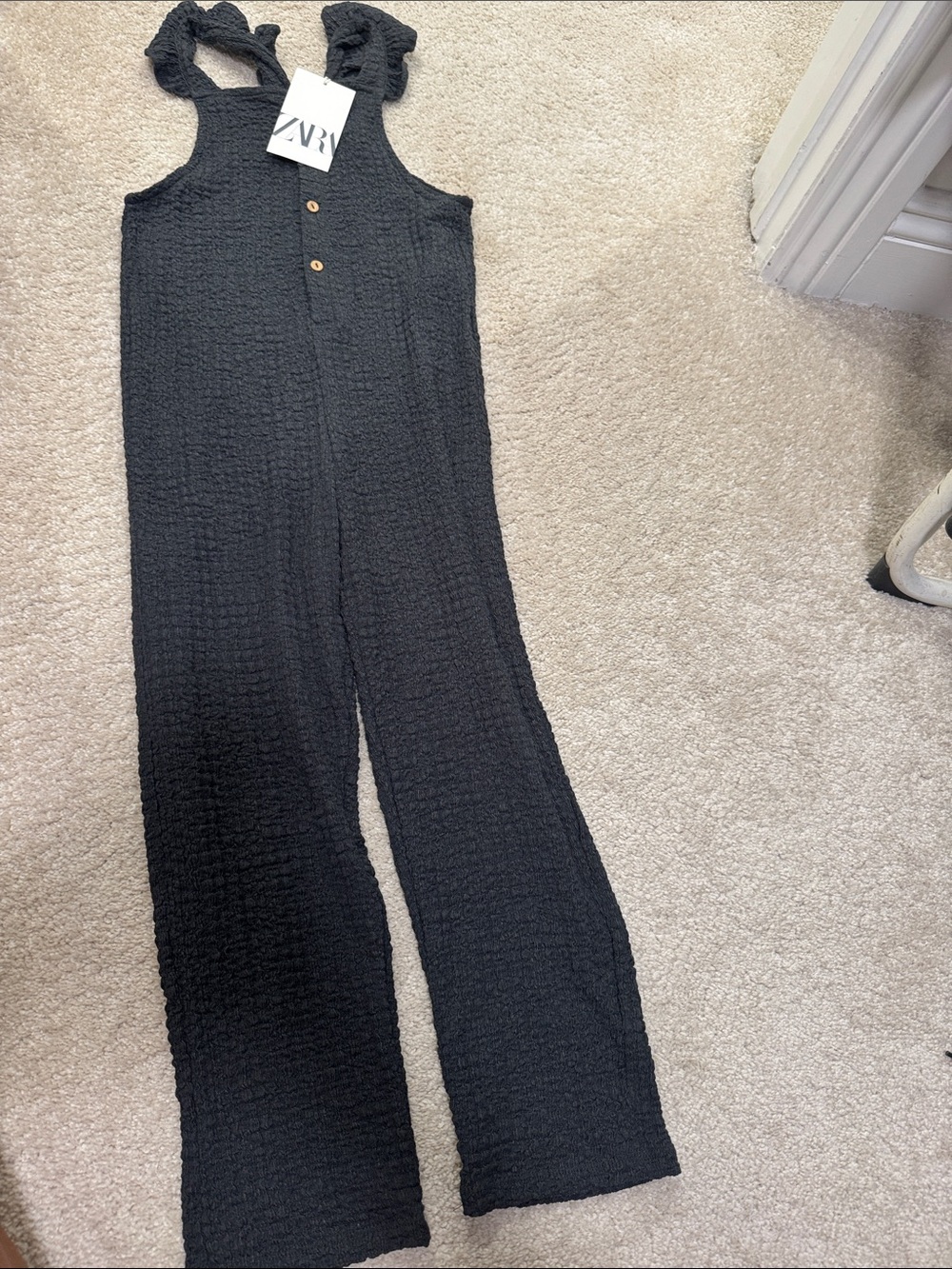 Kids ZARA Black Textured Ruffle-Strap Wide-Leg Jumpsuit. New with tags. Size 5-6